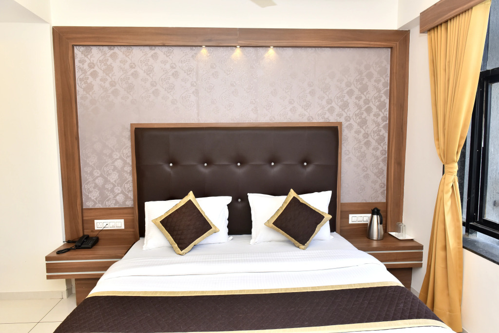 Aagman Hotel