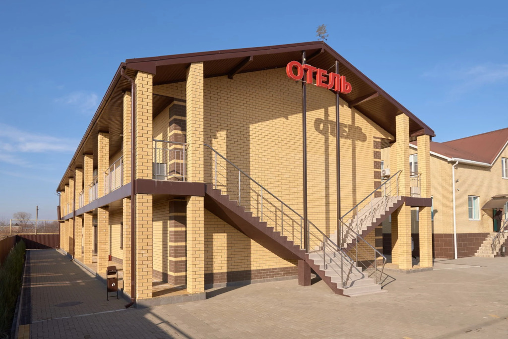 Отель Бриг