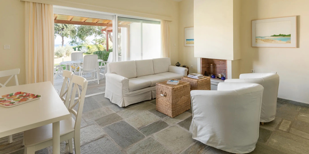 Tricot Beachfront House Pefkohori