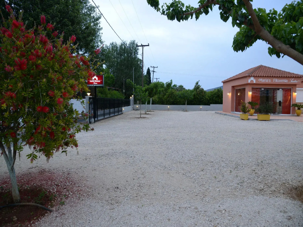 Marias Filoxenia Suites