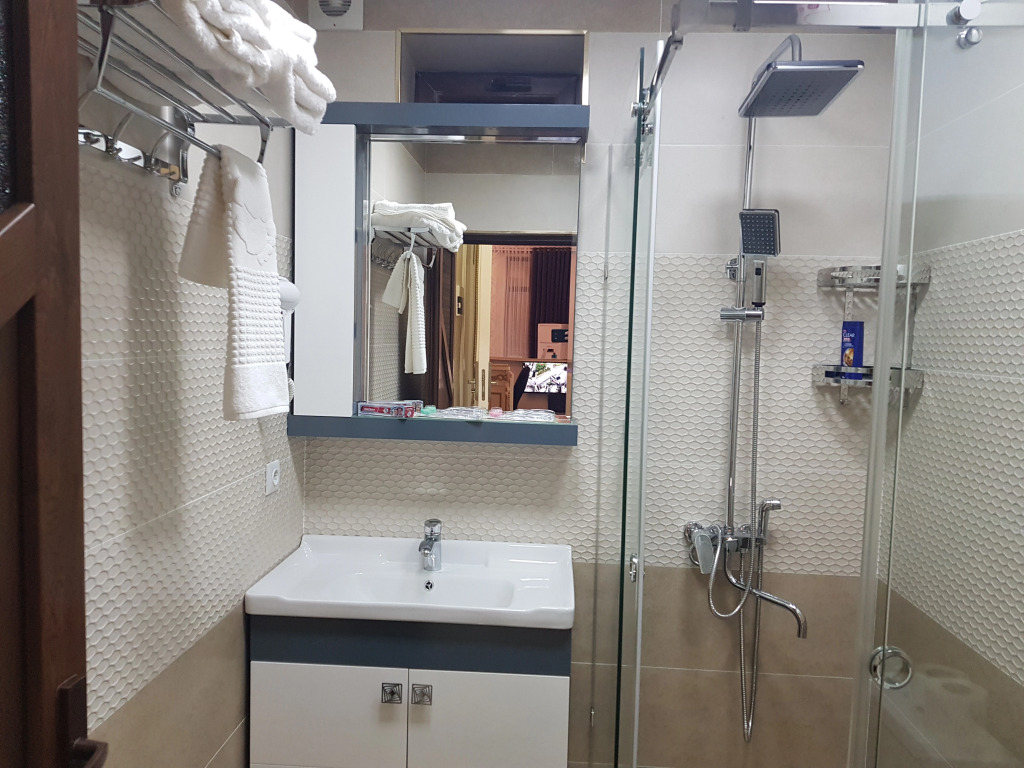 Hotel Sharq