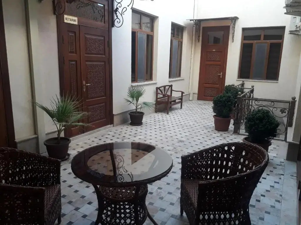 Гостевой дом Poyi Kalon Terrace