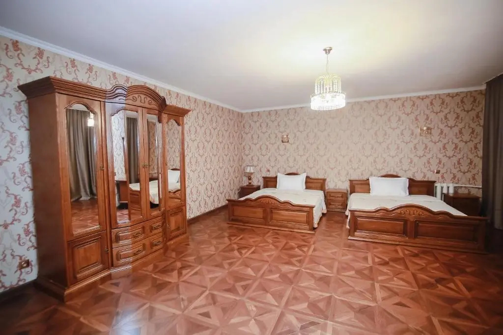 Sunkar Hotel