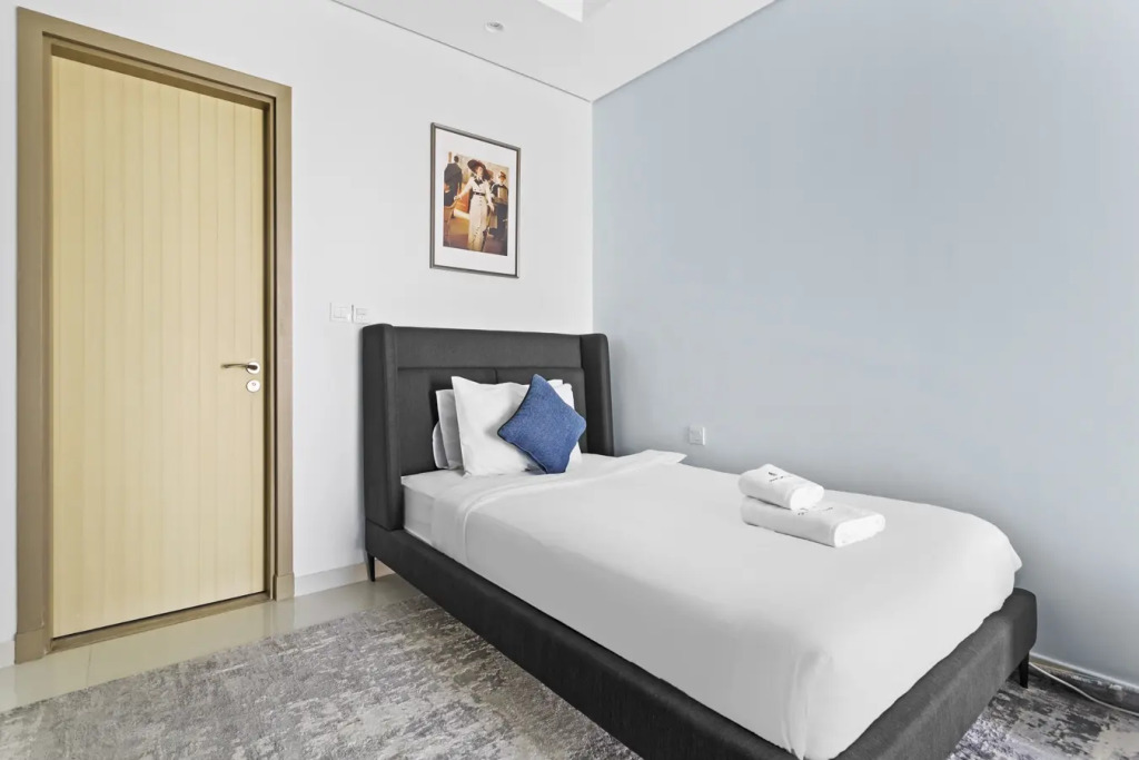 Апартаменты Stonetree Paramount Tower Hotel & Residences