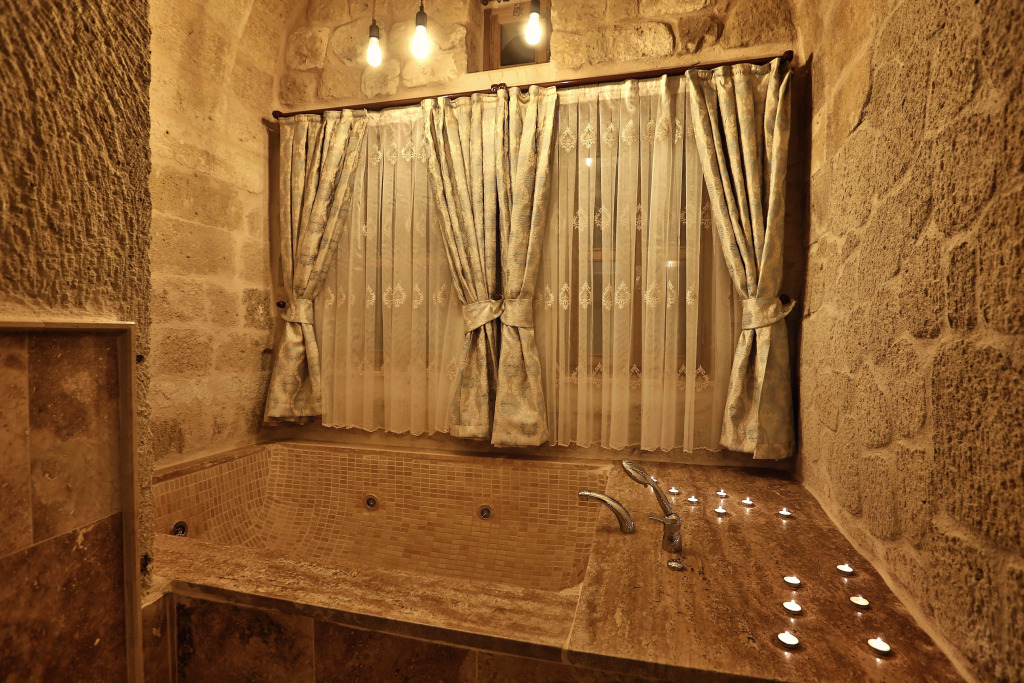 Mahzen Cave Hotel