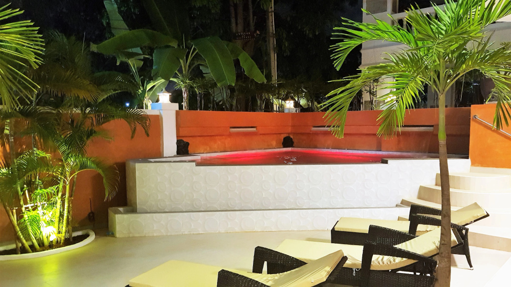 Вилла YAI LAND - The Tropical - Pattaya Jomtien