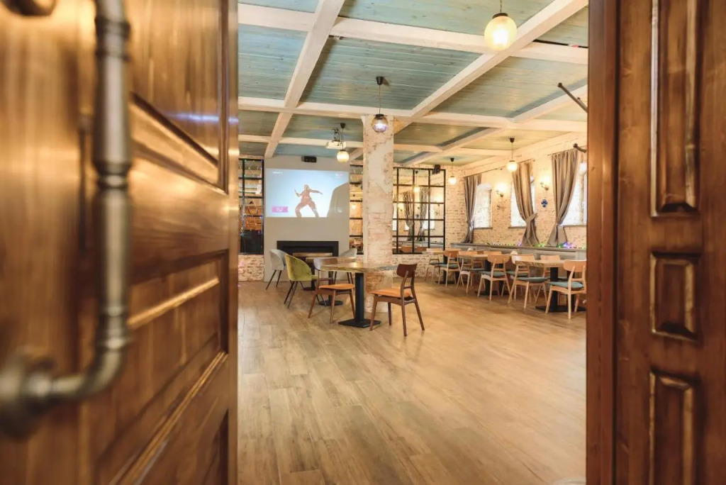 Zolotoy Pavlin Hotel