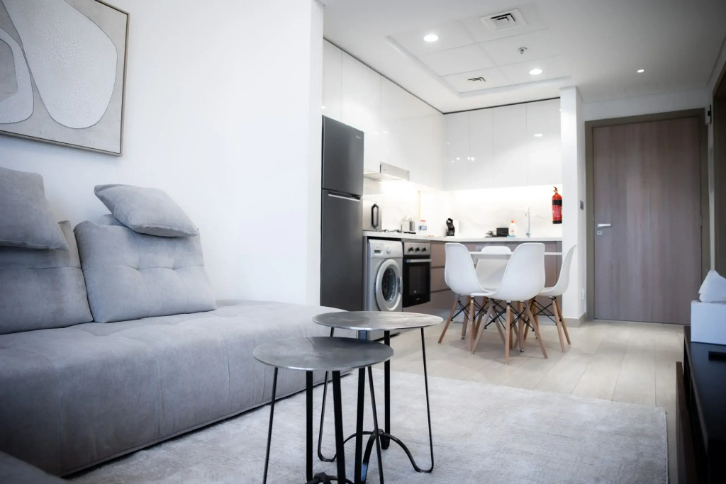 Апартаменты Welcome Home in Azizi Riviera 39