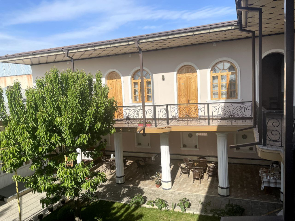 Guest House Shakuri