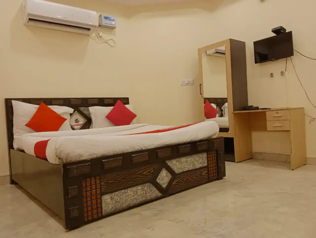 Отель Raj Residency Govindpuri
