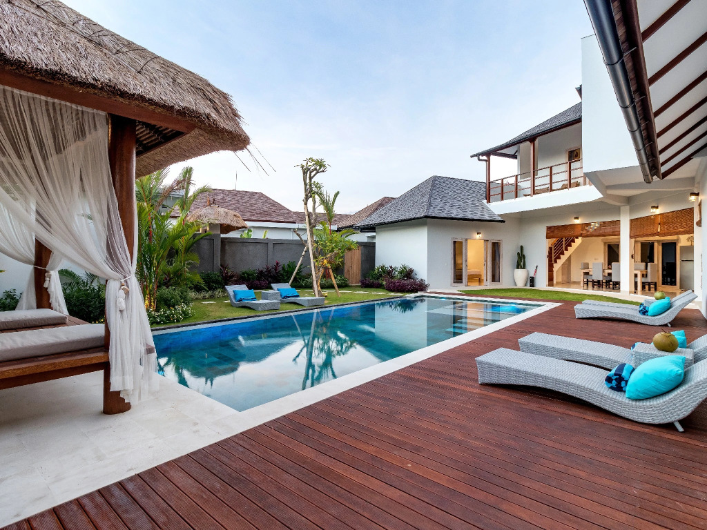 Villa Hiburan 1 by Villa Finder