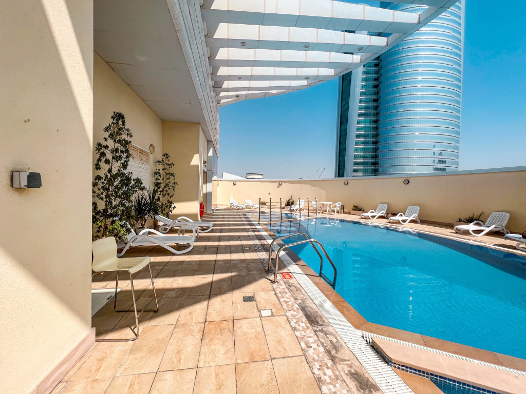 Апартаменты Cosmos Living Elegant Studio Near Dubai Marina