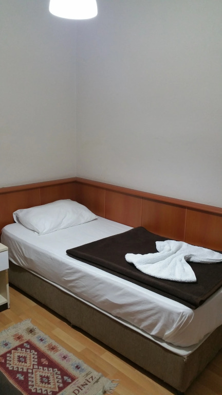 Mustafa Hotel