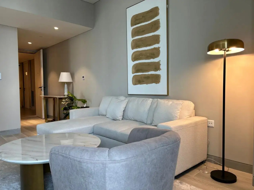Casa Royale Vacation Homes - Dubai Marina Deluxe 1BR with Partial Marina View