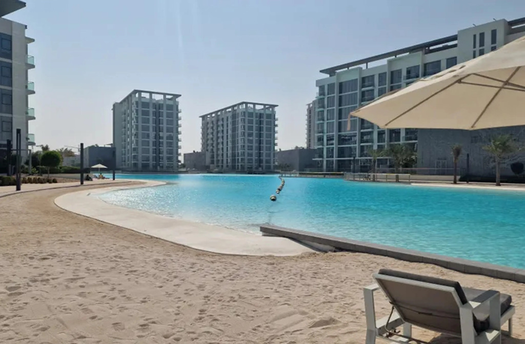 Apartments Elite LUX Holiday Homes - Lagoon View 1BR Luxury Oasis in MBR Dubai