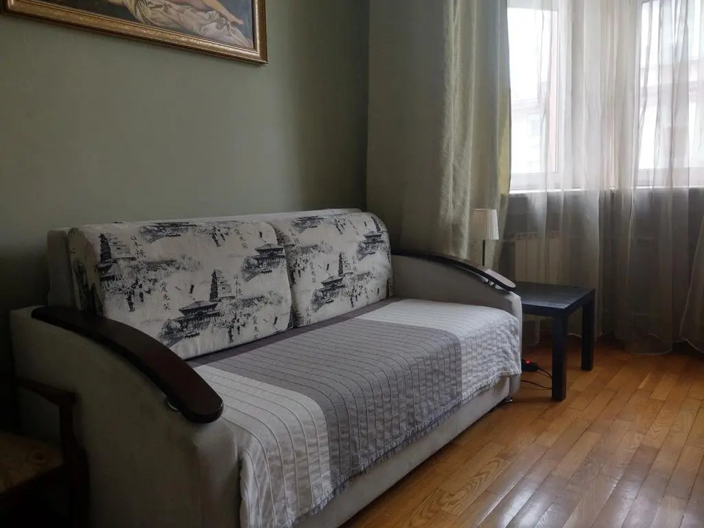 Burdenko Guest House