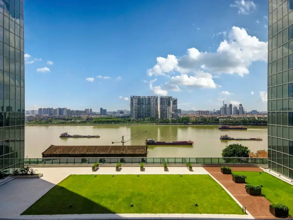 Отель Crowne Plaza Guangzhou Window Of Canton By IHG