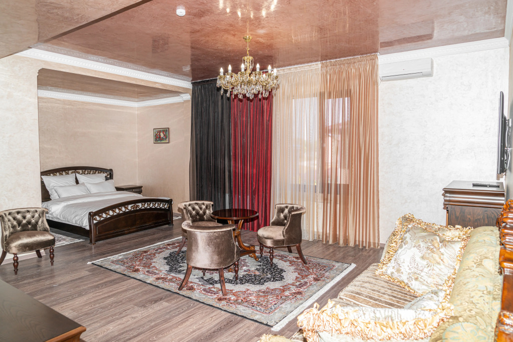 Bomond Hotel
