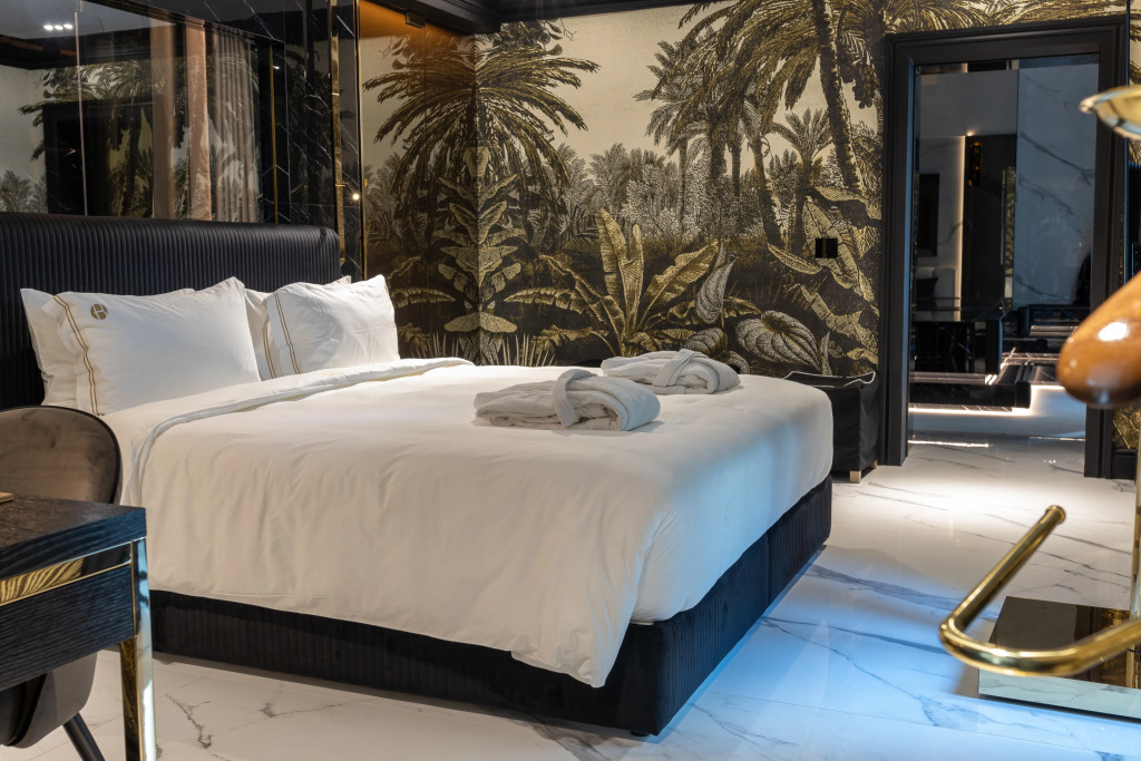 Отель Bra Hotel