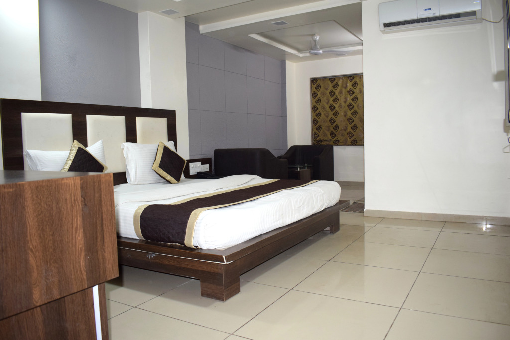 Отель Krishna Inn