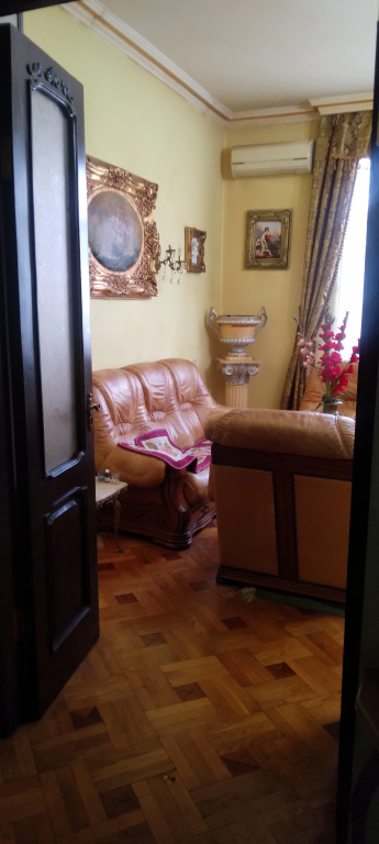 Na Lakoba Flat