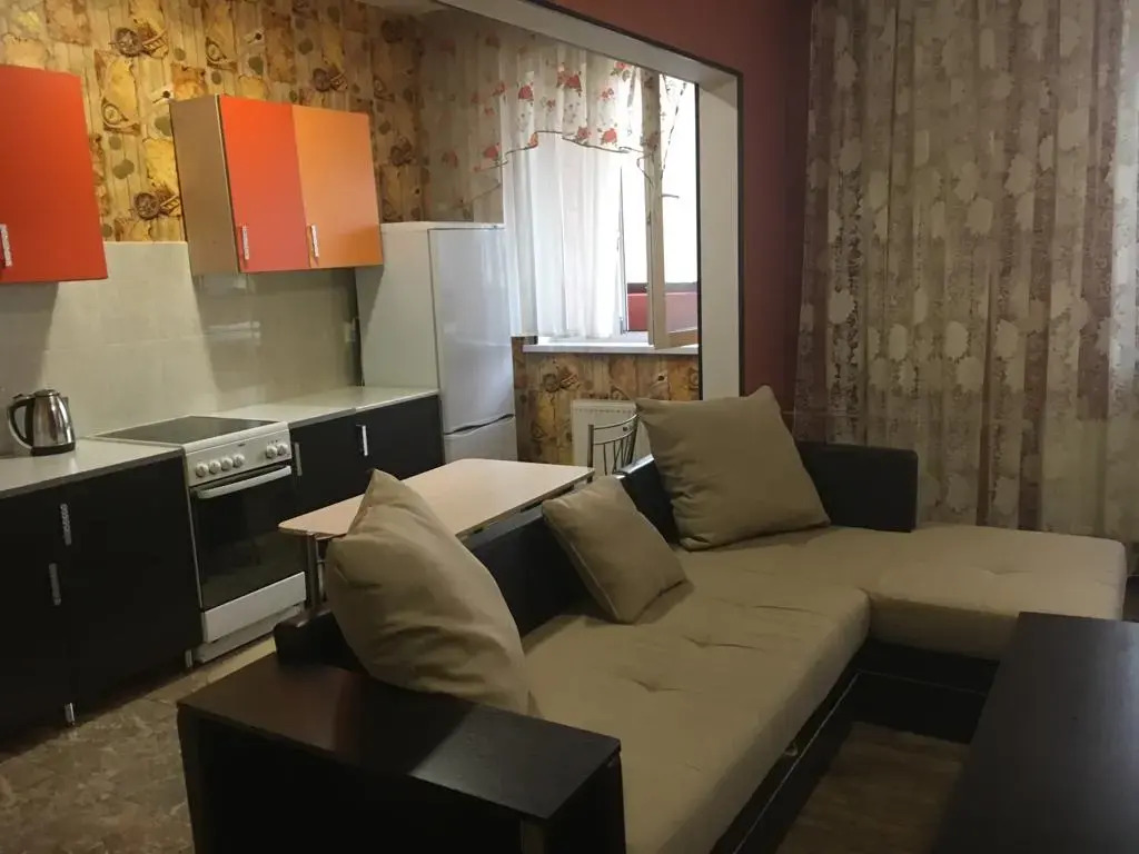Yuriya Tena 15 Apartments