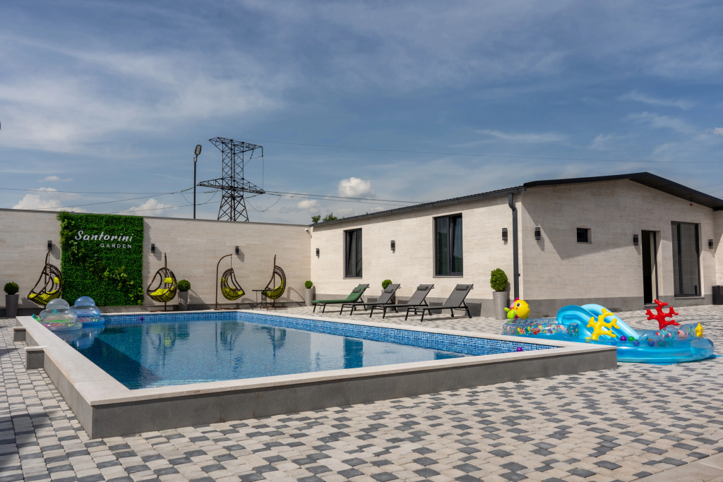 Вилла Santorini villa with pool near airport