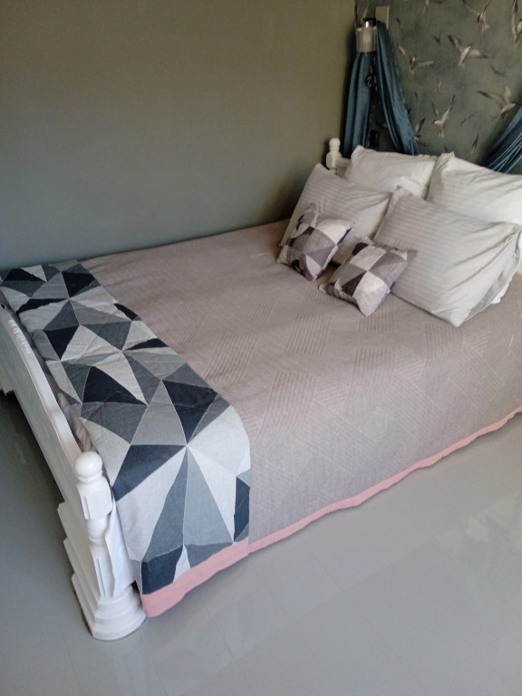 S Tsvetami flat