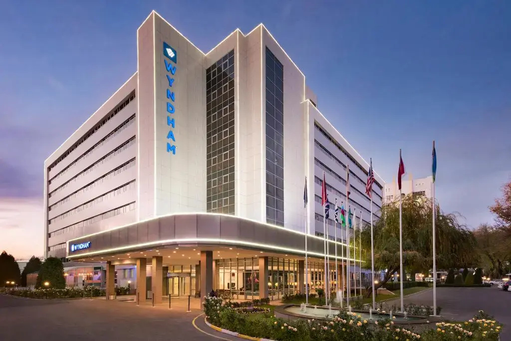 Отель Wyndham Tashkent