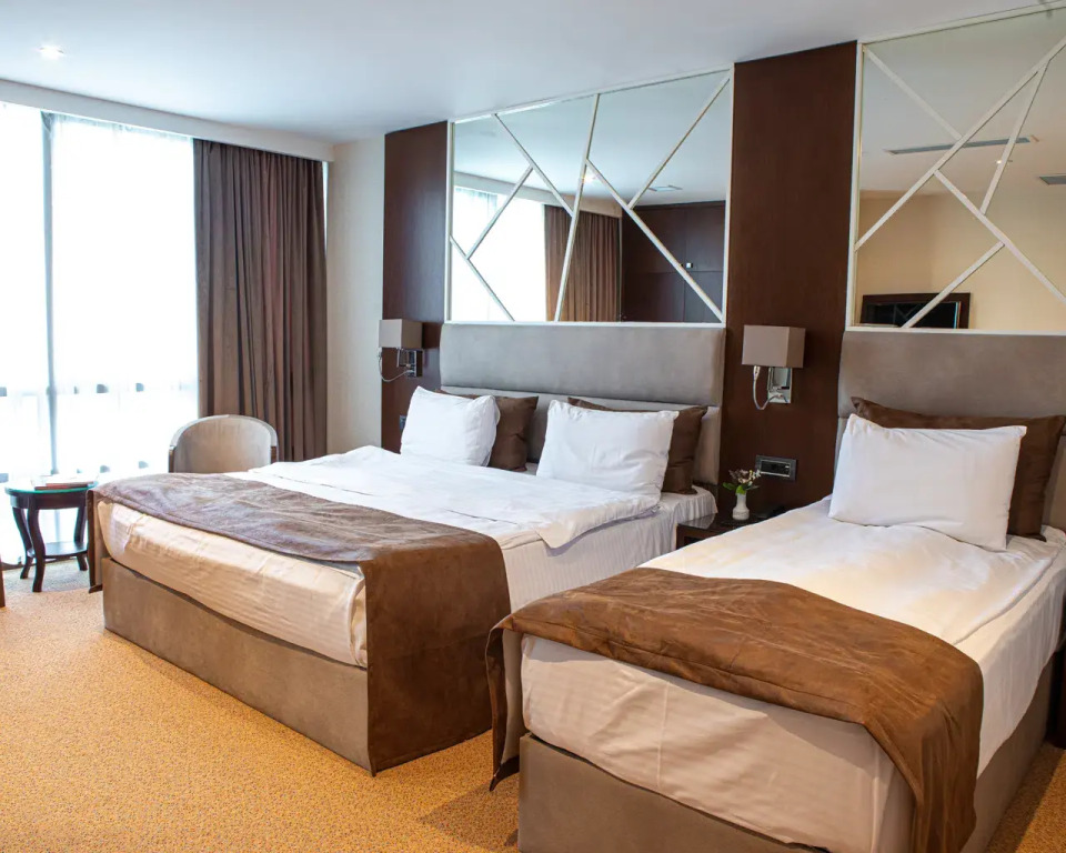 Diamond Hotel