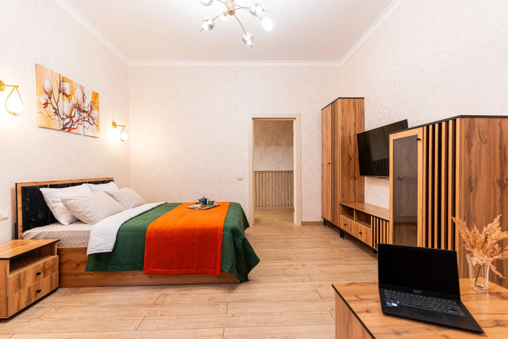 Апартаменты с балконом в LetoApart