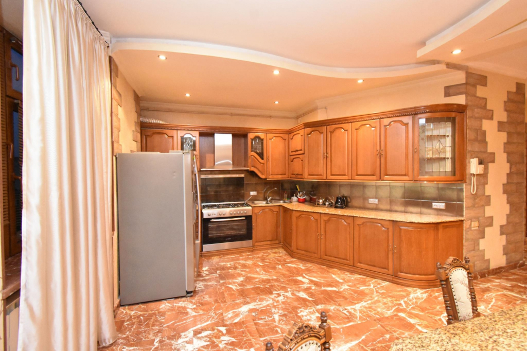 Апартаменты RentInnYerevan 1 Mher Mkrtchyan Street