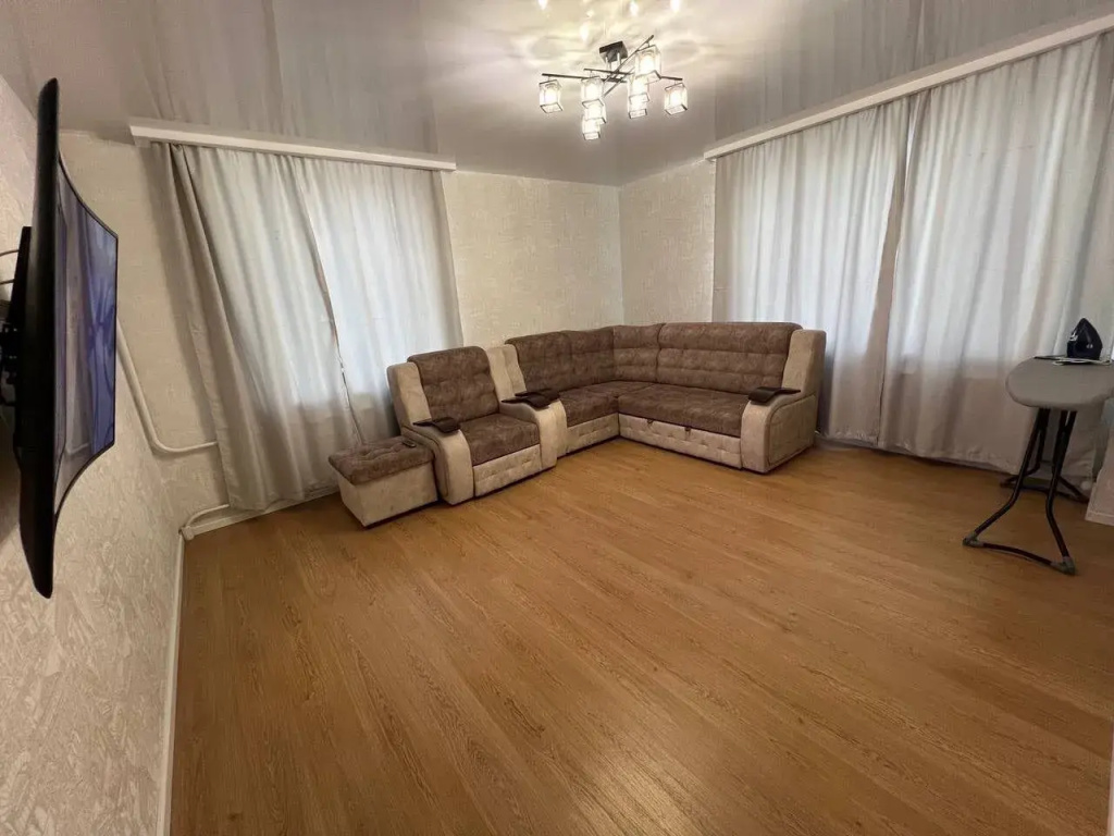 Квартира Трехкомнатная Веласкеса 7к5