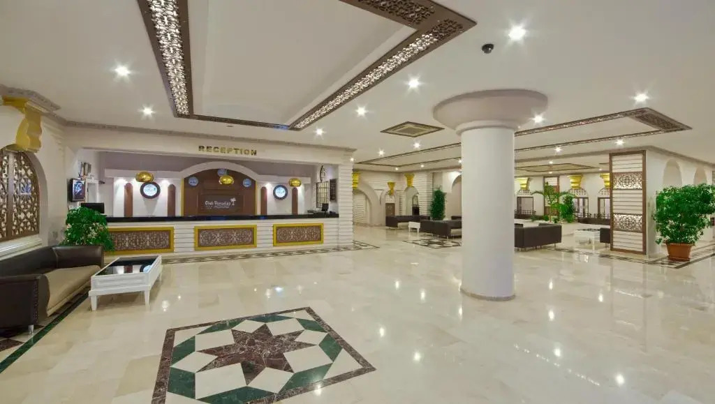 07 Group Hotel