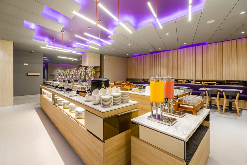 Отель Quest Hotel Prime Pemuda