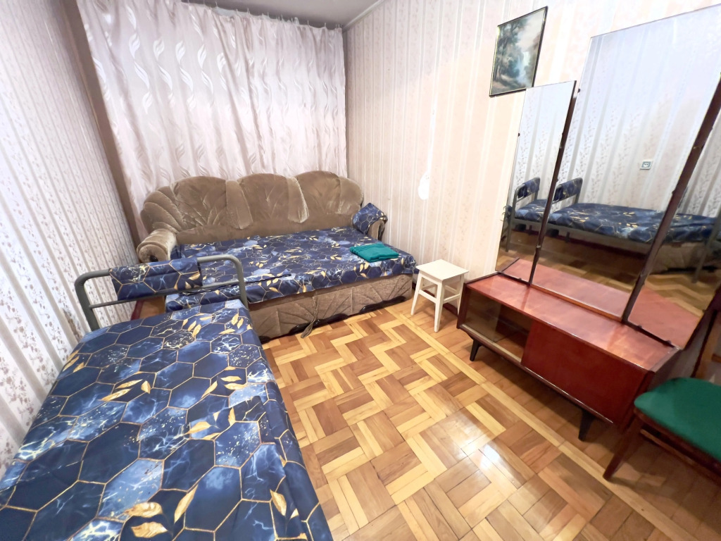 Квартира Двухкомнатная на улице Трудовой Славы