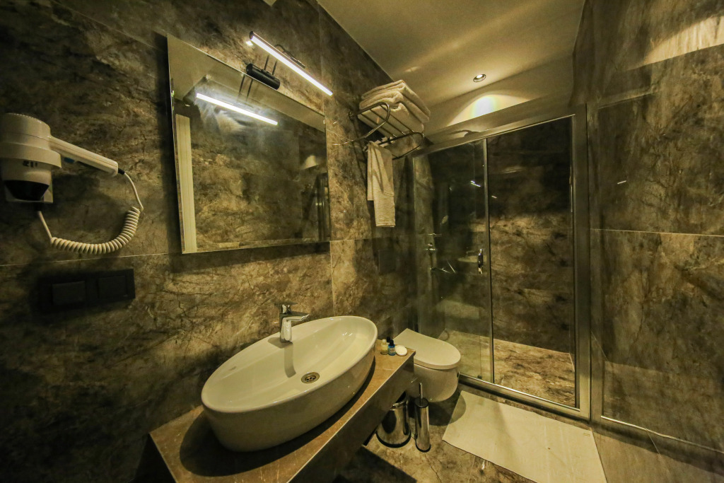 AXU AIRPORT HOTEL