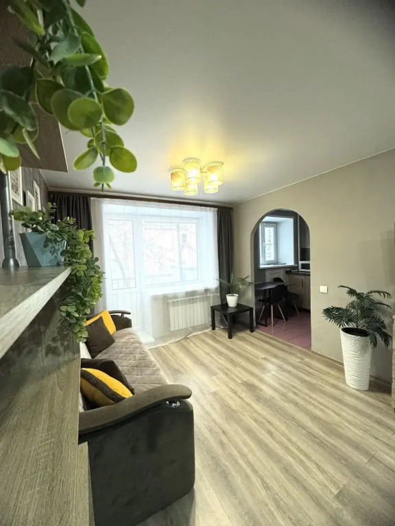Sovremennaya Studiya V Tsentre Yaroslavlya Flat