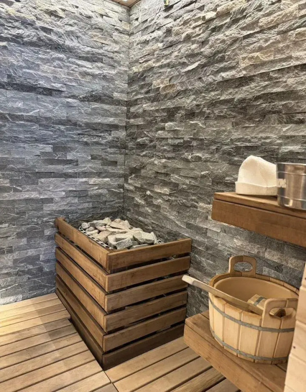 Частный дом в Подмосковье с бассейном и Spa зоной