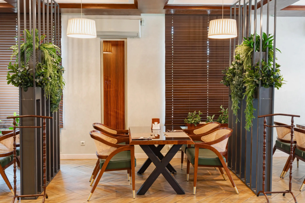 Altair Hotel