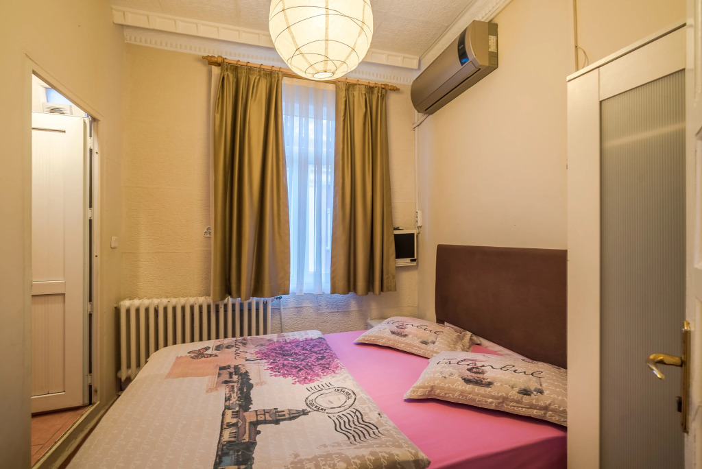 Erenler HoTeL & HosTeL
