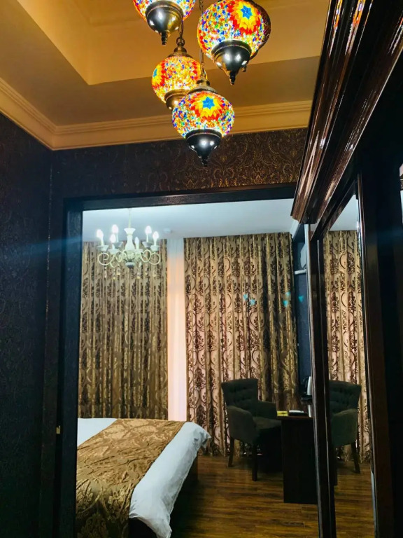 Rangrez Hotel