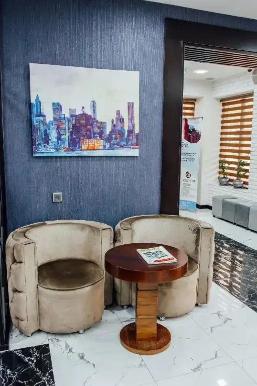 Express City Hotel