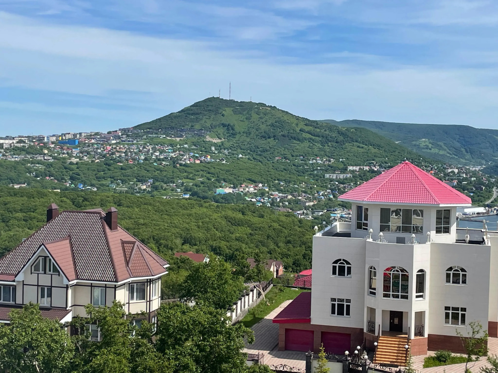 Квартира Океанские панорамы. Вид на океан, вулкан, бухту, горы и город.