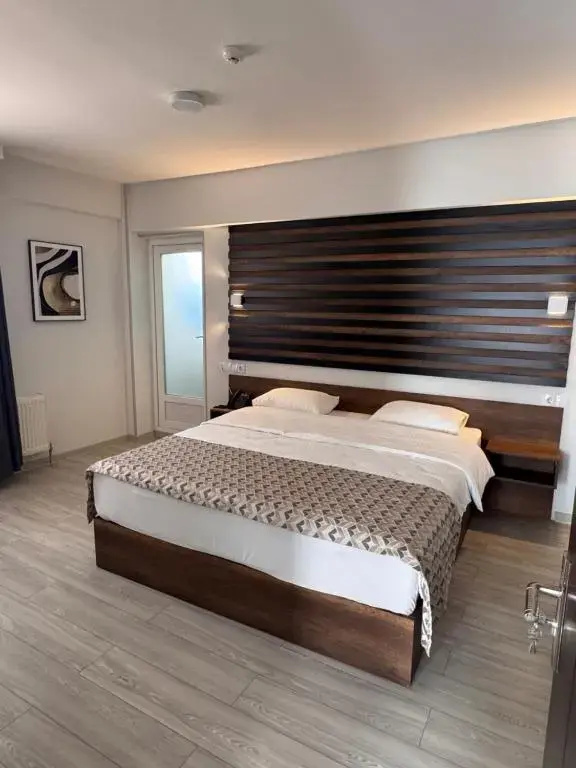 Отель Aventus Hotel