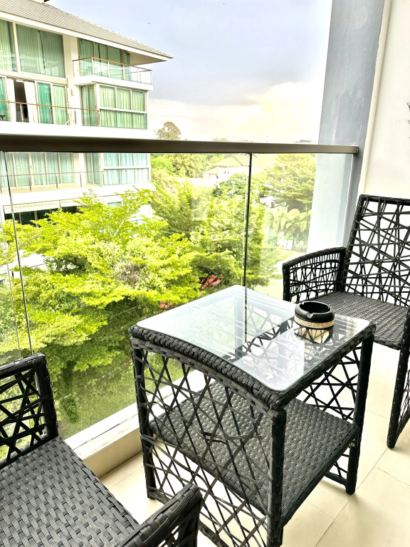 Club Royal Wongamat by Pattaya Sunny Rentals