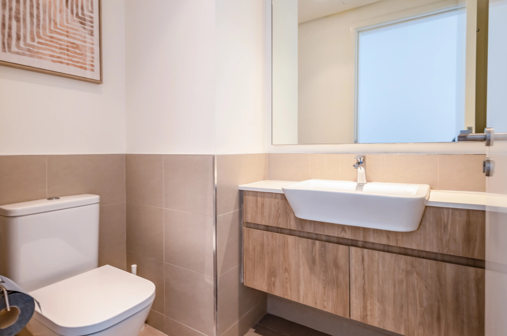 Elite LUX Holiday Homes - Upscale & Stylish 2BR Dubai Hills