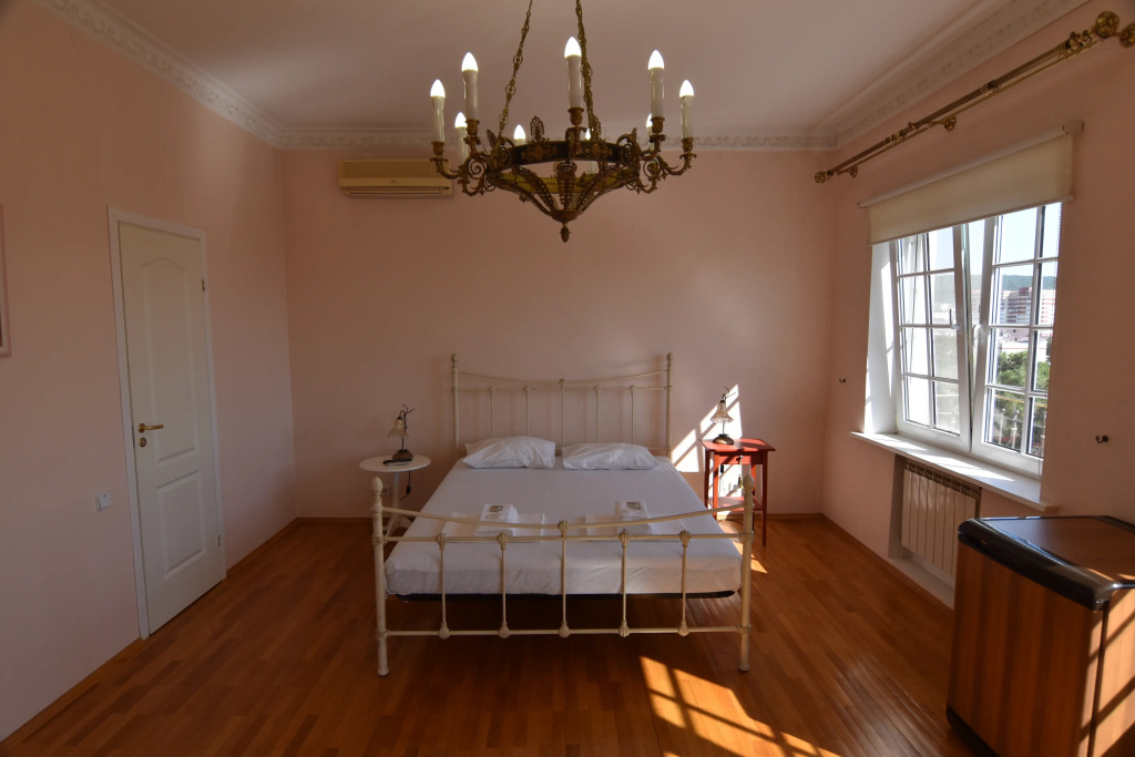 Elegria Guest House