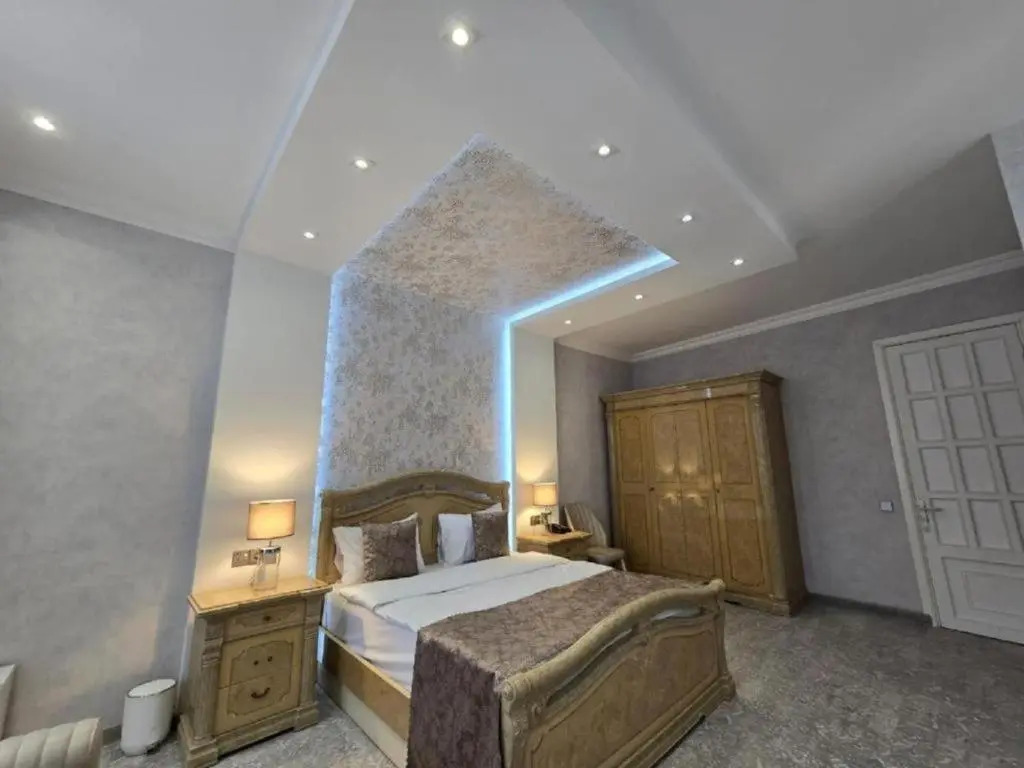 Golden Sands Hotel