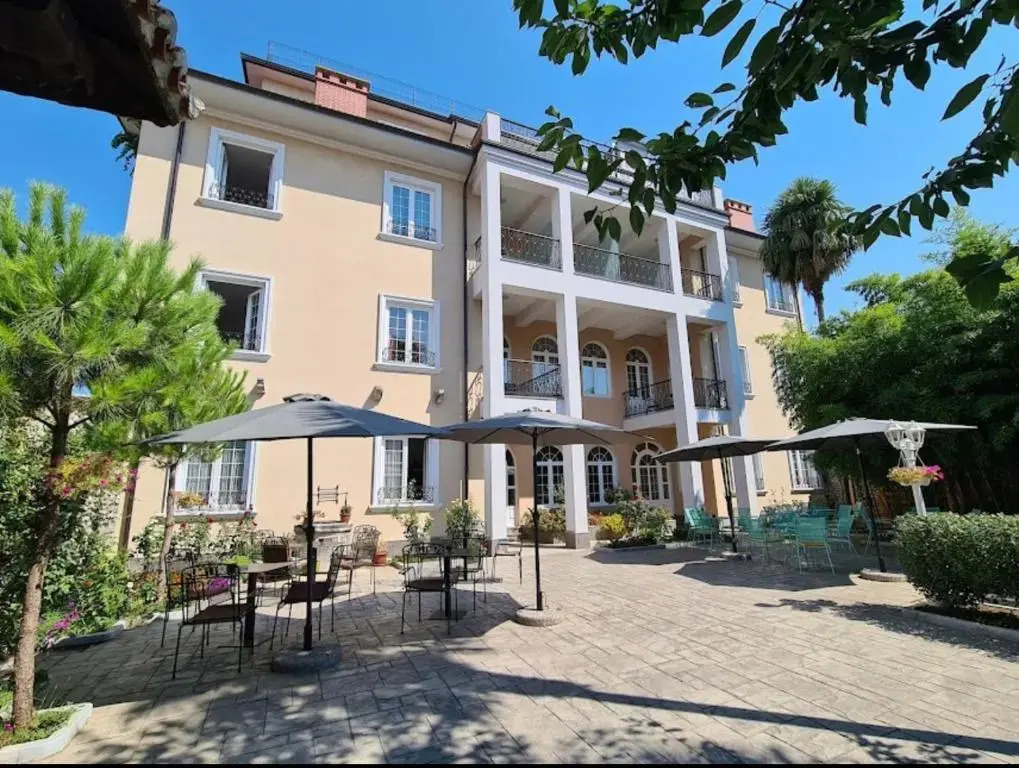 Отель Treva